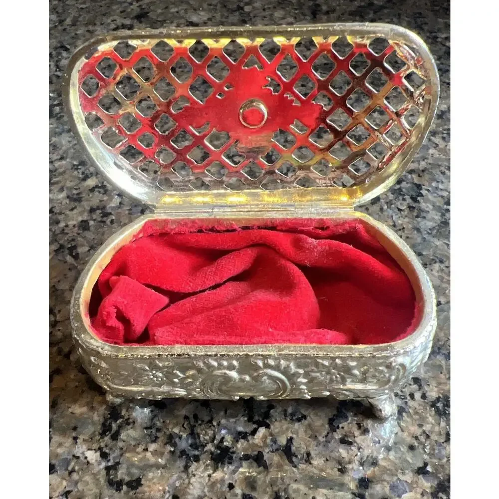 Vtg Embossed Footed Trinket Jewelry Box Red Velvet Lined Japan